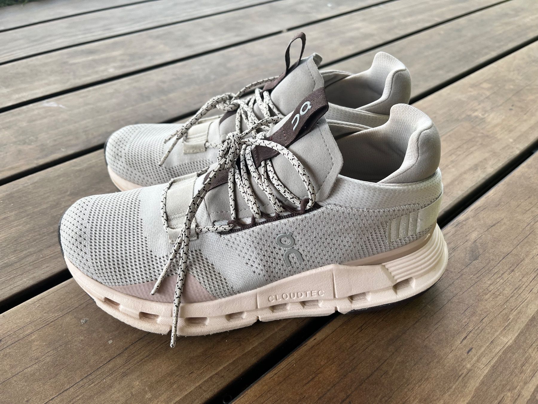 On Chaussures femmes: ON Cloud Nova Gr. 38.5, Hellgrau – D'occasion à Oberweningen par mpfister01 2