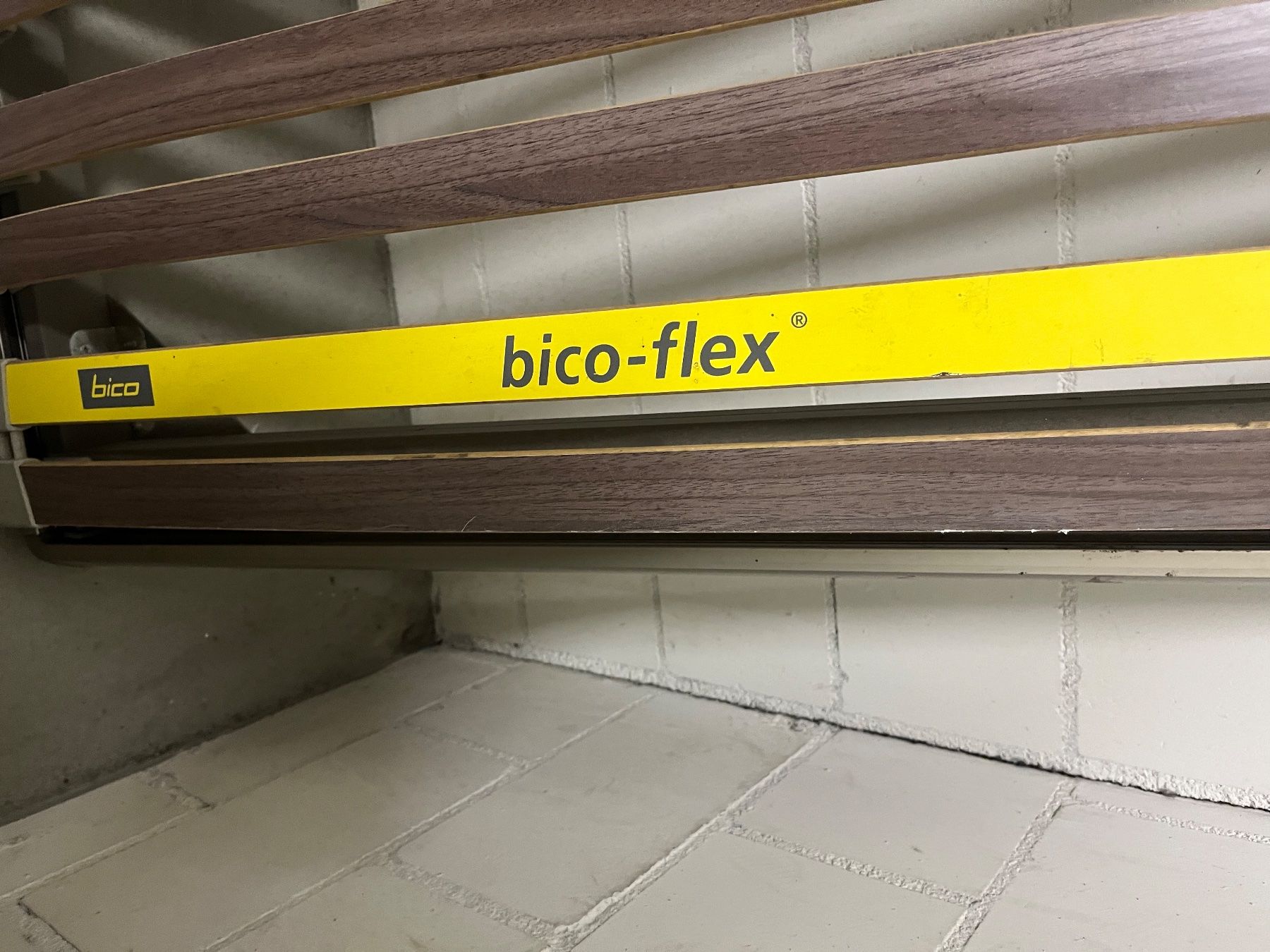 Bico Reti a doghe: Bico Flex Lattenrost – Usato da Dällikon venduto da CH-Schrauber