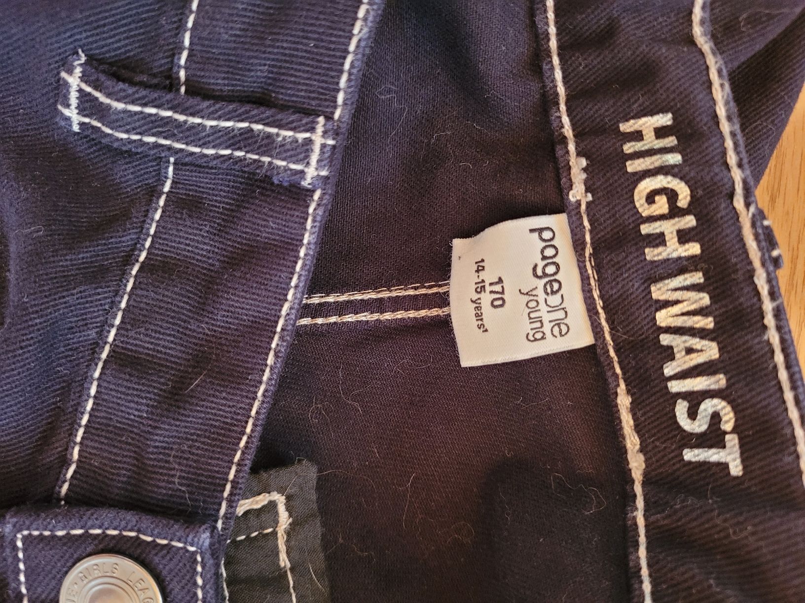 Pantaloni: Baggy Jean schwarz Gr.170 – Usato da Steffisburg venduto da Gismo49 2