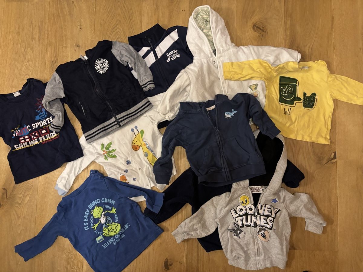 Lotti & Set di vestiti: Kinder Kleiderpaket Grösse 74/80 – Usato da Frutigen venduto da fly222