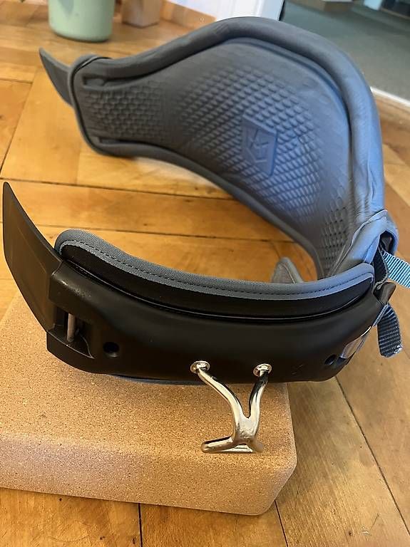 Sport dell'aria & Aquiloni: Manera Exo Kite Harness XS – Usato da Luzern venduto da veraaw01 3