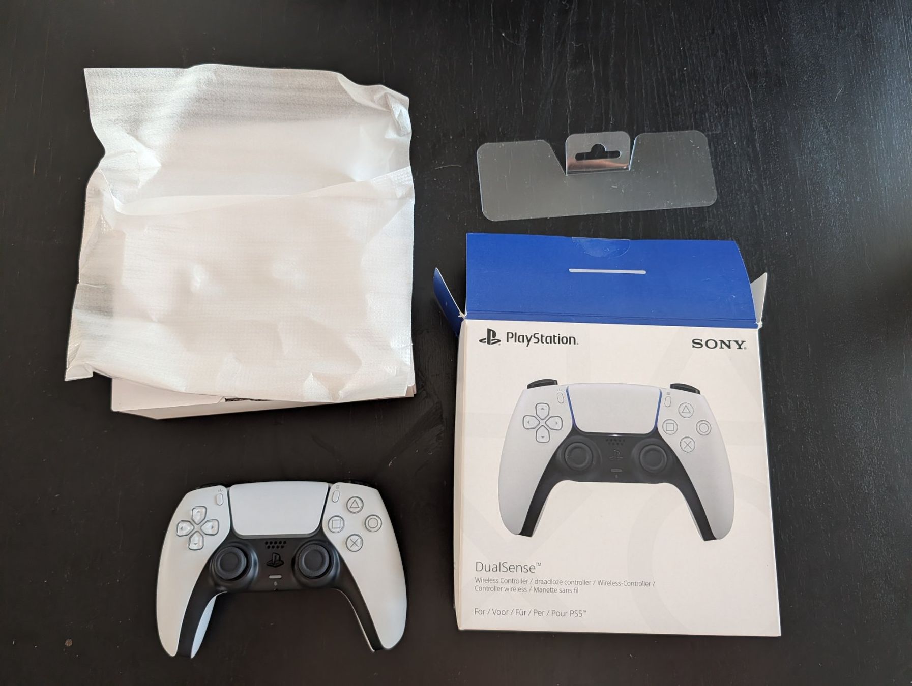 Sony Giochi: Manette Dualsense PS5 V3 – Nuovo e nell'imballaggio originale da Martigny venduto da johhnycash 2
