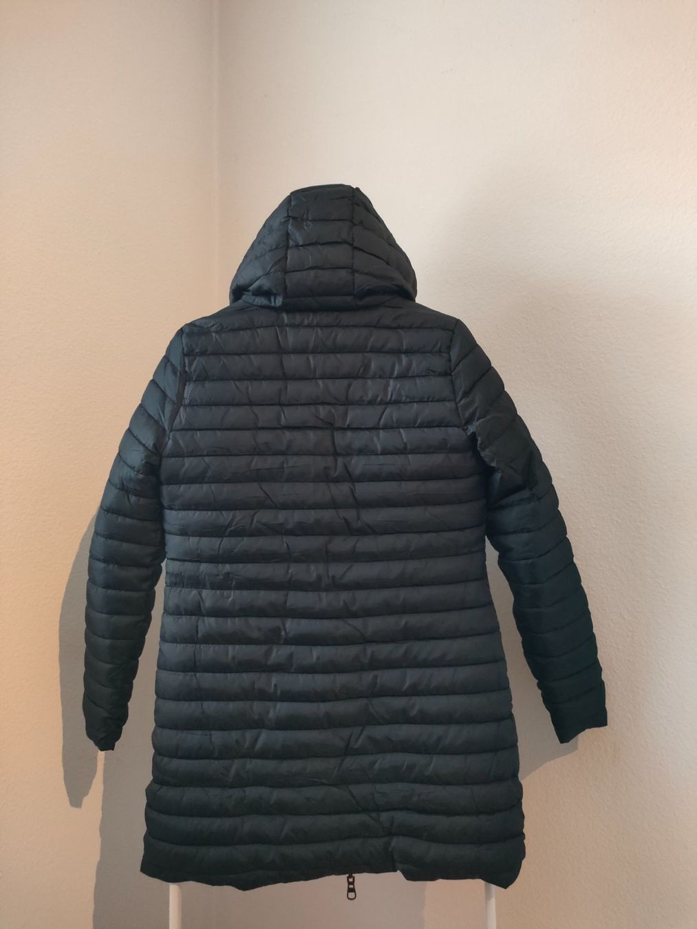 Giacche: Wunderschöne schwarze Jacke mit Kapuze – Nuovo (secondo la descrizione) da Dietikon venduto da MJ_Sporting 2