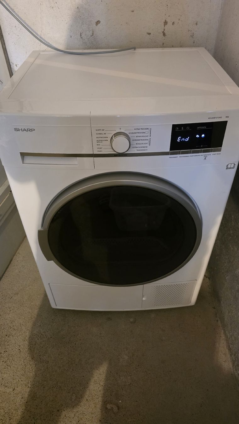 Sharp Wäschetrockner: Sharp Wäschetrockner KD-GHB7S7GW2 – Gebraucht aus Weinfelden von miguel8575