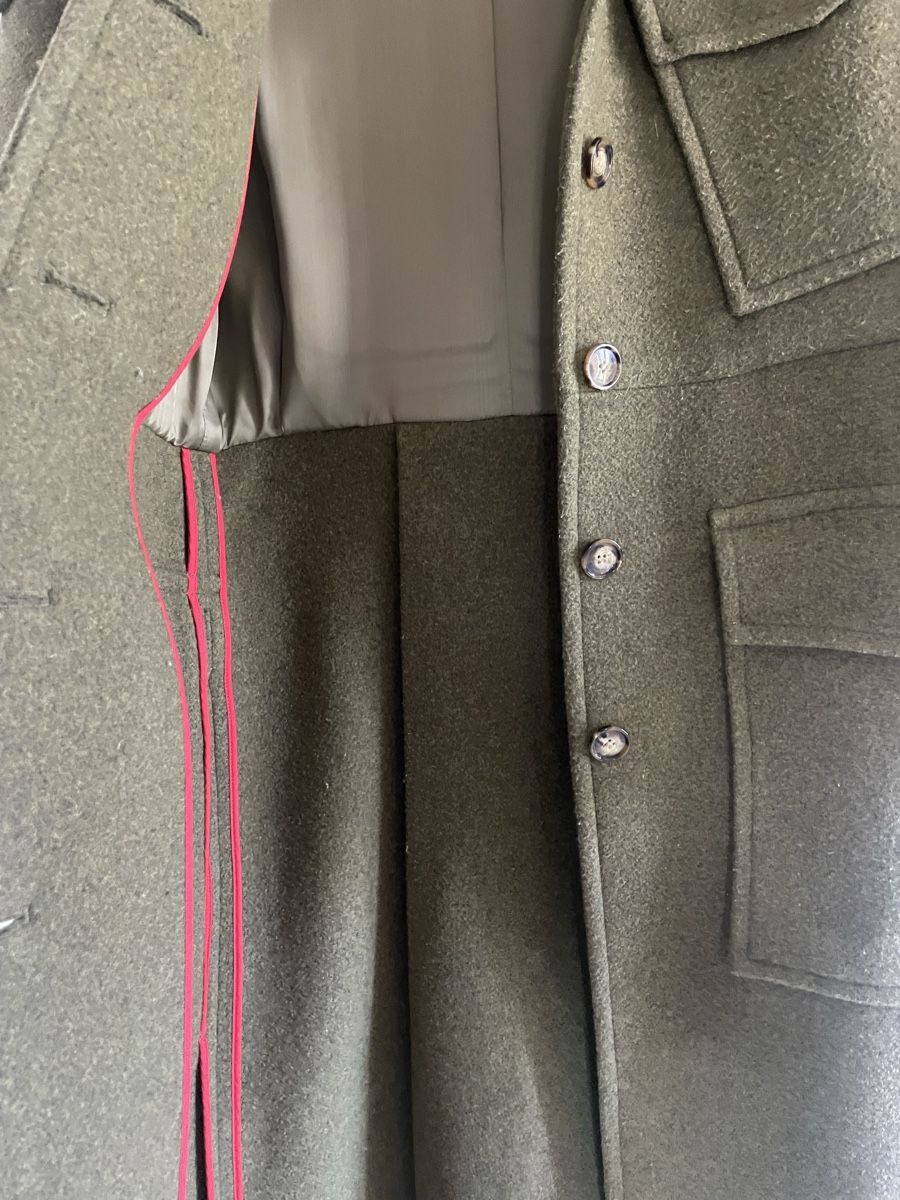 Victoria Beckham Cappotti: Victoria Beckham khaki wool coat – Usato da Yverdon-les-Bains venduto da pen_bbz8 6