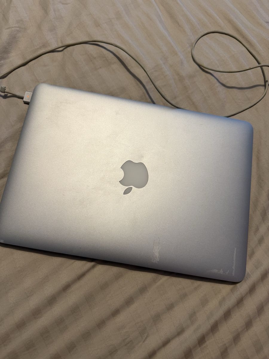 Apple Notebook: Macbook Pro 2015  – Usato da Zürich venduto da pco_s7yn 1