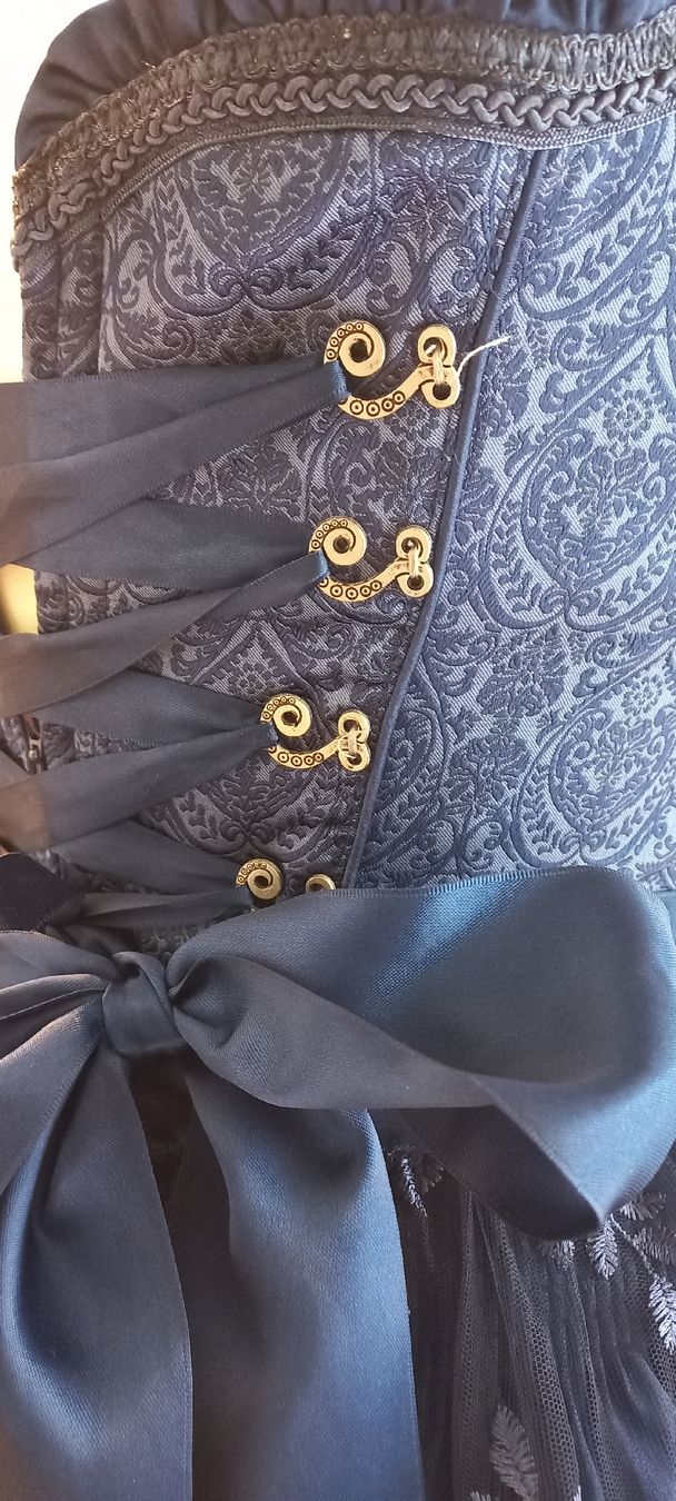 Costumes: Krüger Dirndl – Neuf (Voir description) à Grüningen par selinasearching 6