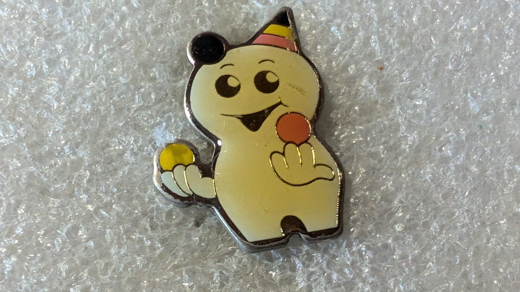 Placchette & Badge: Ansteckpin 229: Maga Bio – Usato da Oppligen venduto da Pin-Fall-Shop