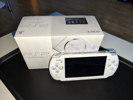 Sony PSP 3004 Pearl White - Top Zustand mit OVP!