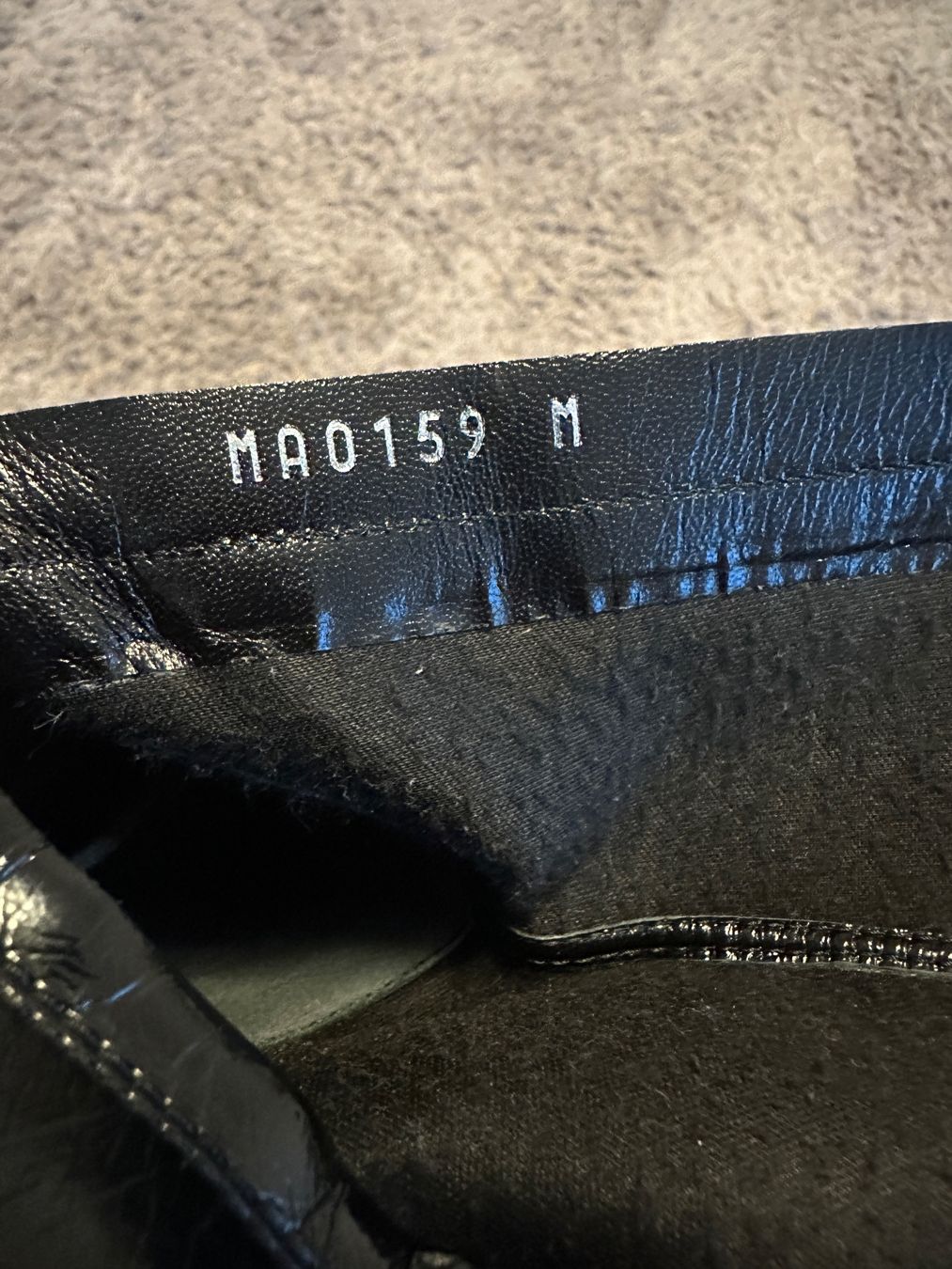Louis Vuitton Damenschuhe: Louis Vuitton Stiefel groß 37 – Gebraucht aus Glattbrugg von tina063 3