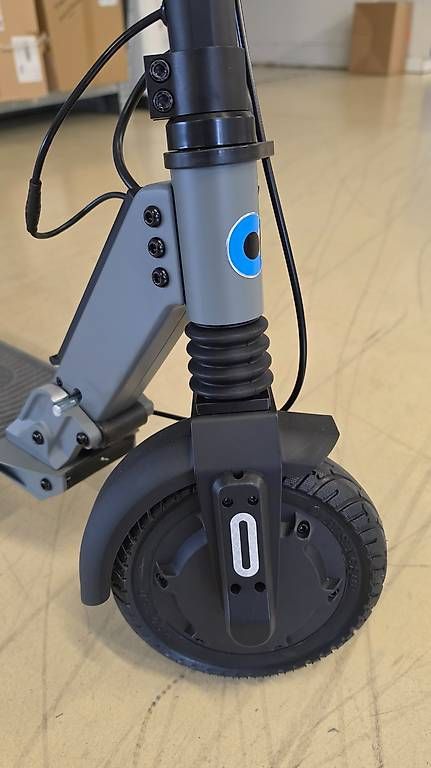 Micro Kickboard: Monopattino elettrico - Micro Merlin II – Usato da Paradiso venduto da GiacomoD 1