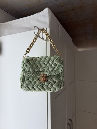 Handgemachte gehäkelte Handtasche – Einzelstück 