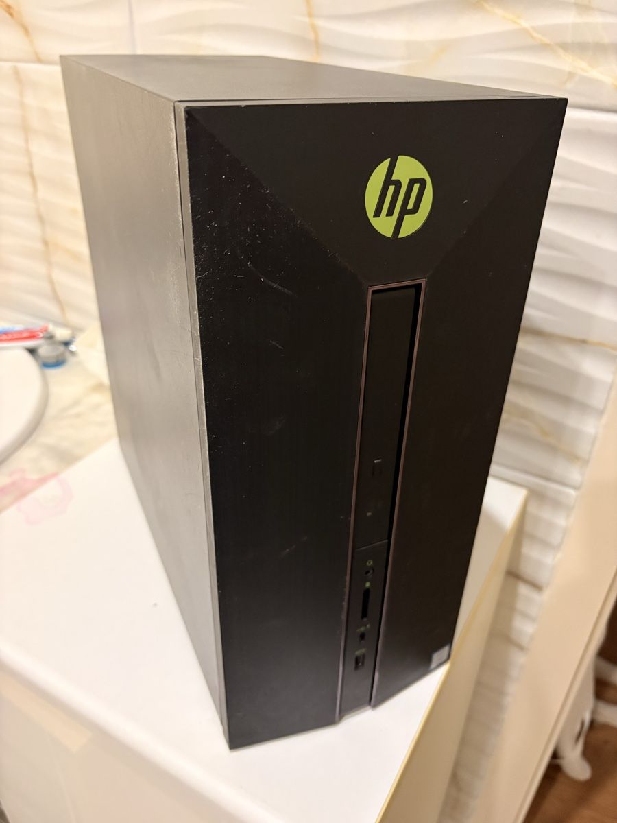 Boîtiers: Boitier pc + Alimentation  – Défectueux à Dompierre FR par PRiT_Madara