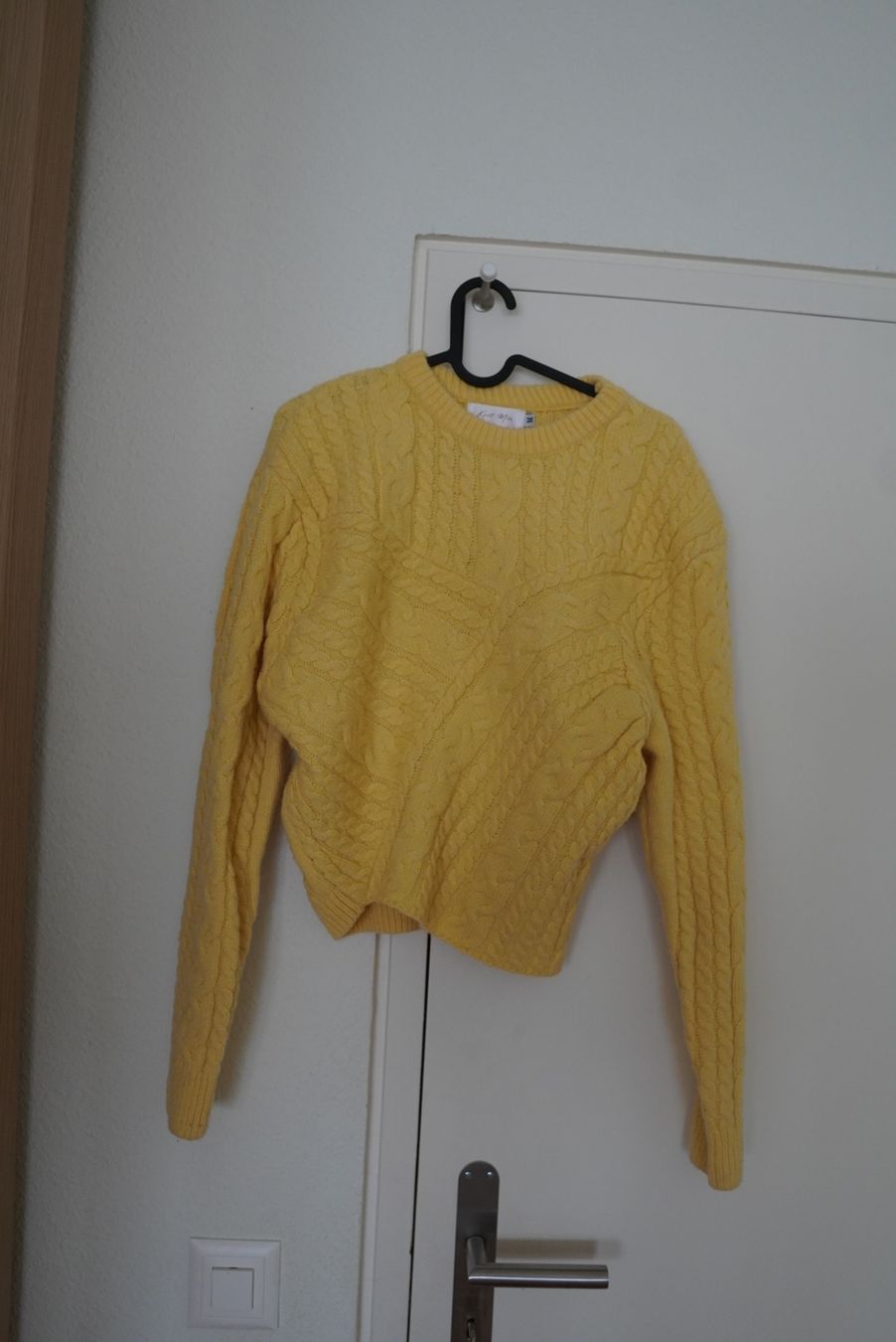 Maglioni & Felpe: Pull jaune torsadé chaud – Taille M – Usato da Onex venduto da Magou_31 2