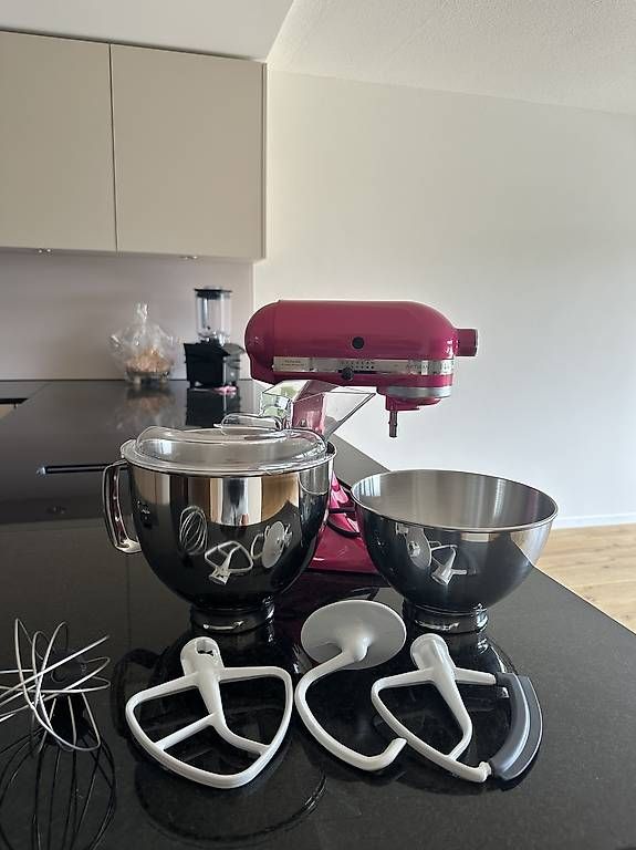 Appareils de cuisine: KitchenAid Artisan Küchenmaschine – D'occasion à Walchwil par ang_f8qg 2