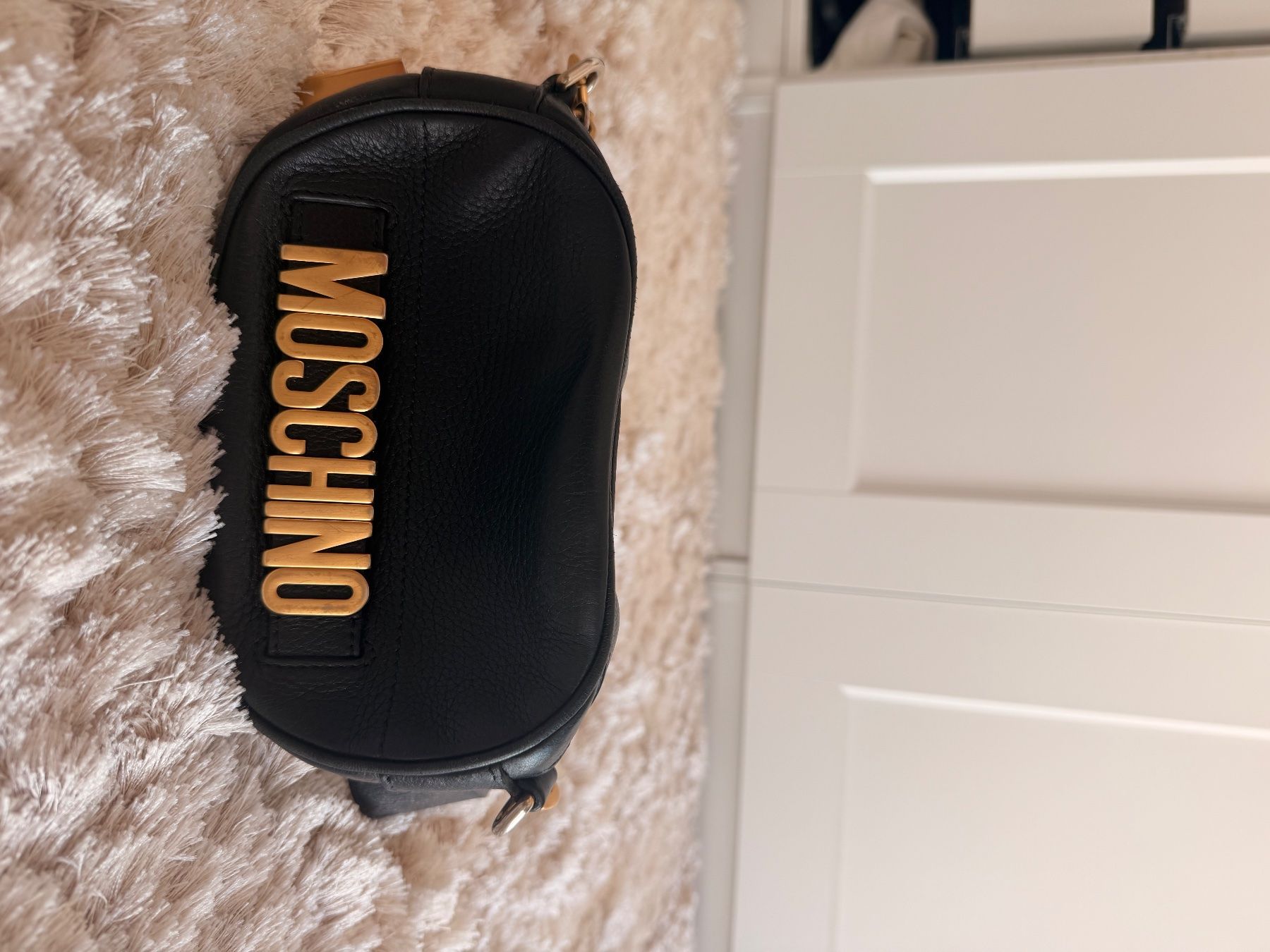 Borse da donna: Sac Moschino authentique cuir noir – Usato da Mont-sur-Lausanne venduto da cla_f8q7
