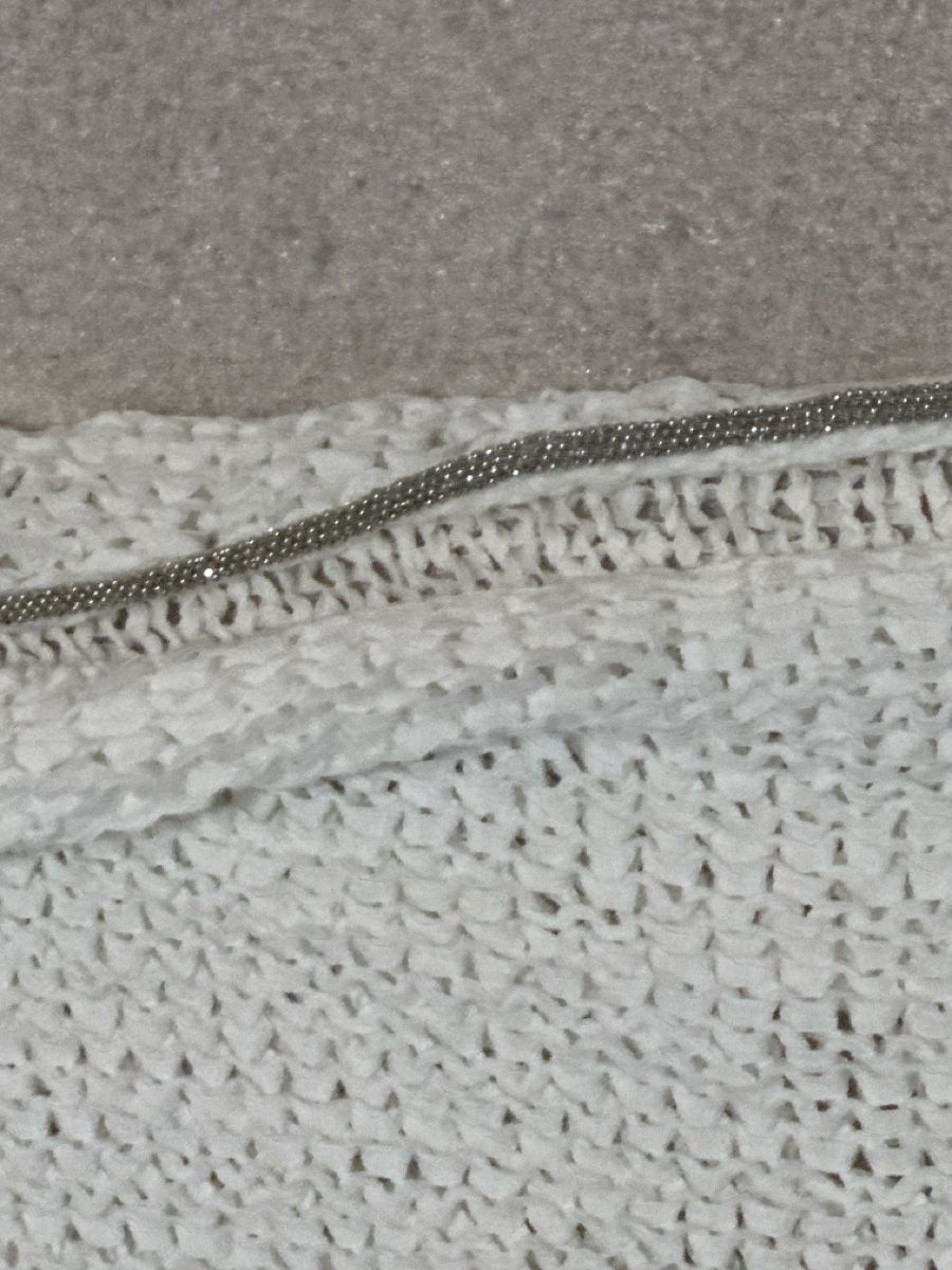 Maglioni & Felpe: Weisser Pullover mit Fransen Grösse M – Usato da Zürich venduto da MCT1708 1