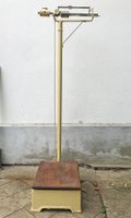 Antike Personenwaage