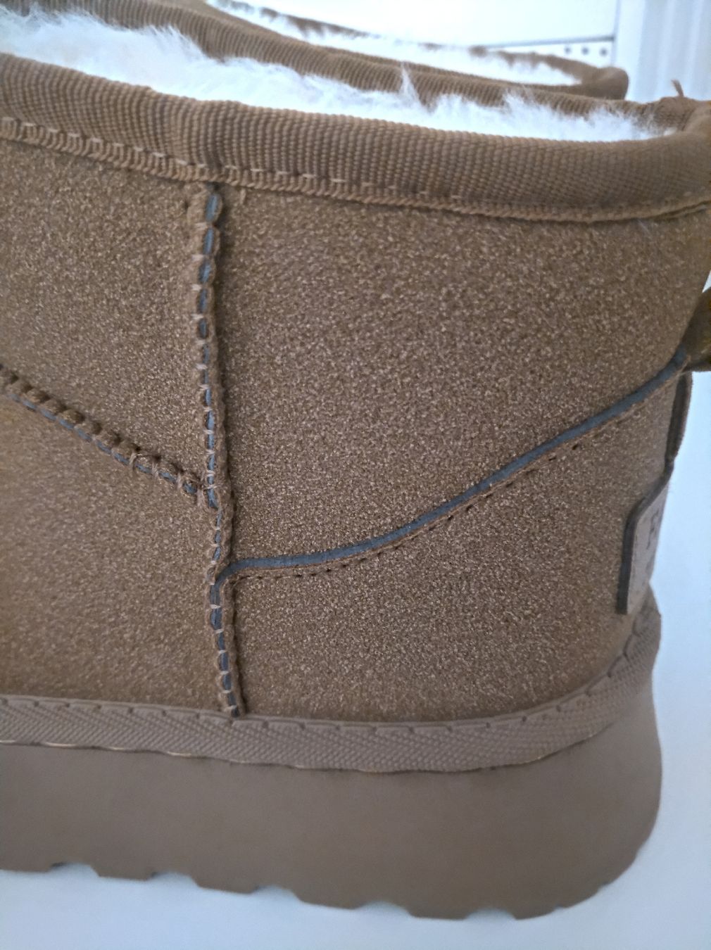 Chaussures femmes: Winterboots – Neuf (Voir description) à Salenstein par Silly...0 5