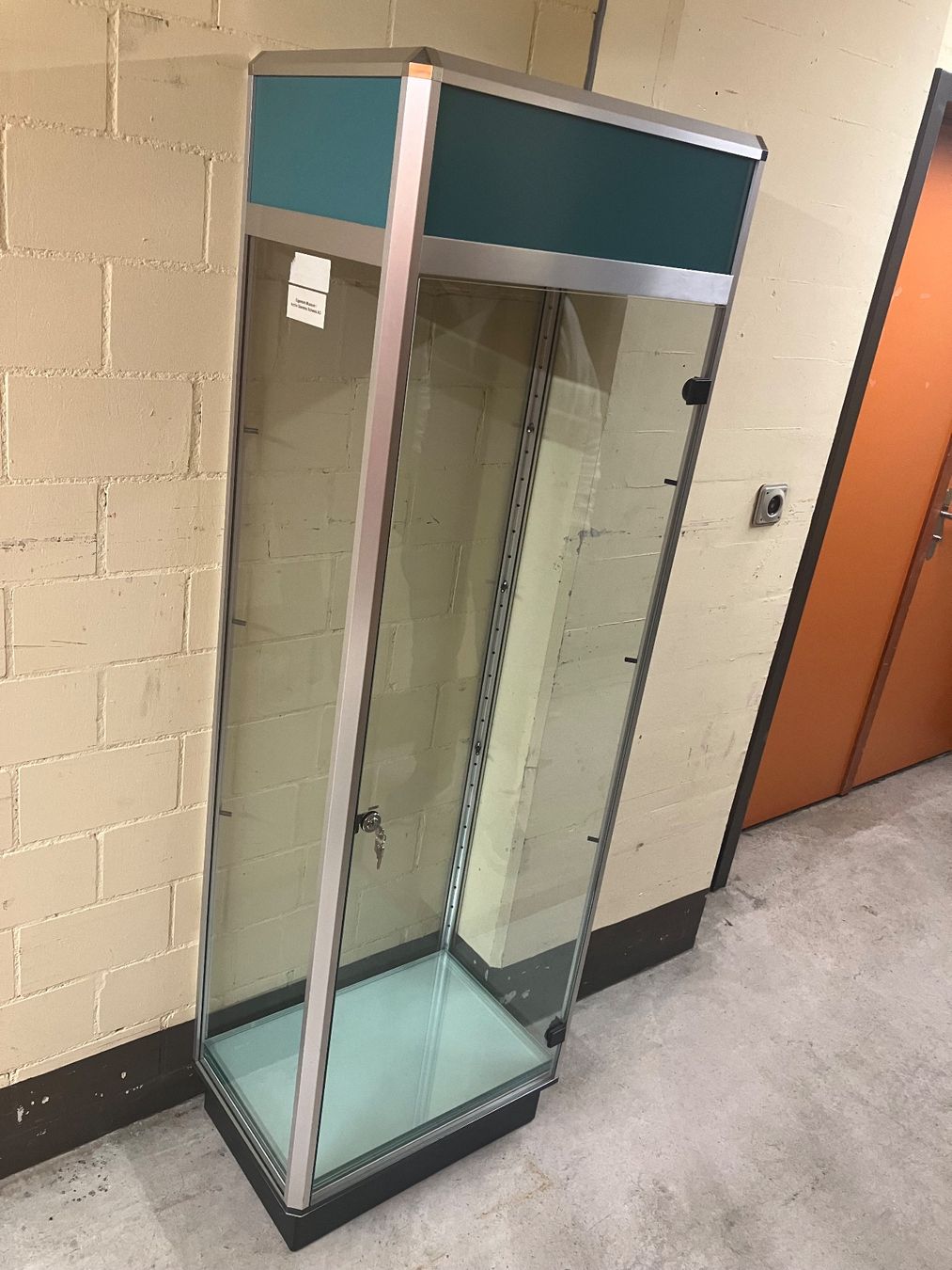 Vetrine: Glasvitrine – Usato da Zürich venduto da Ideal0