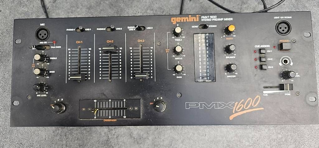 Platines de mixage: Mischpult der Marke Gemini – D'occasion à Herznach par tel_c9y5