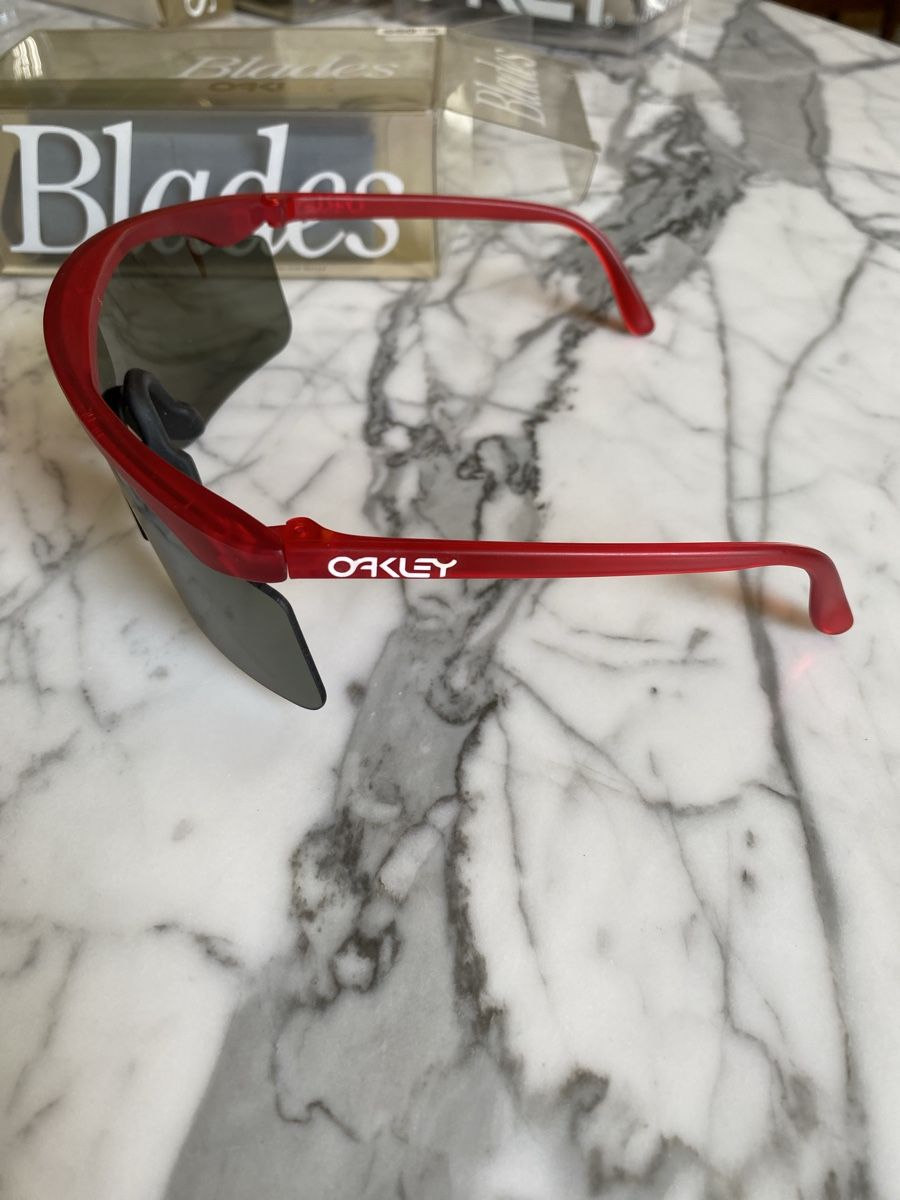 Oakley Occhiali & Lenti: OAKLEY BLADES  vintage – Usato da Genève venduto da Oscar-111 3