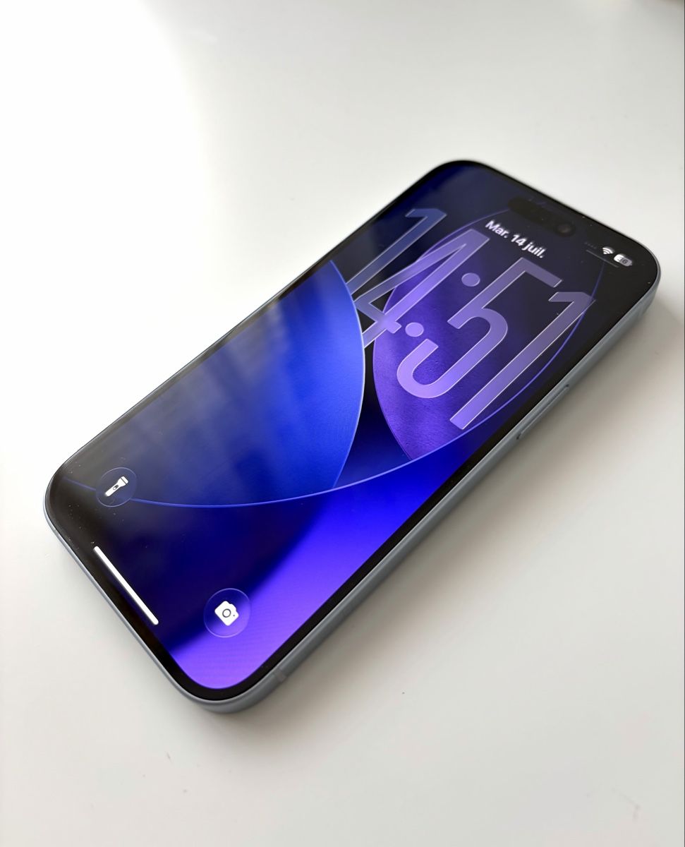Apple Portables: iPhone 15 Bleu 128 GB – D'occasion à Lausanne par diess_mld 8
