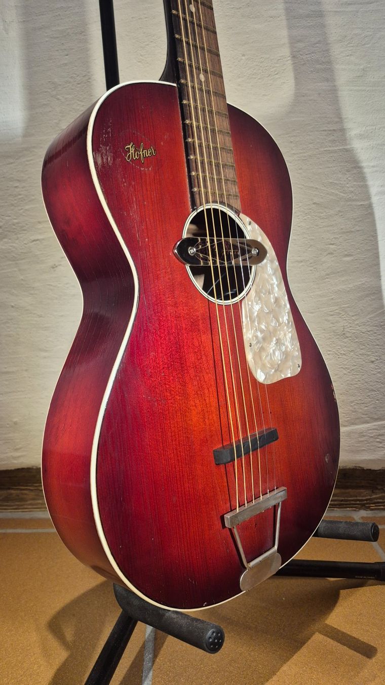 Höfner Strumenti musicali: Höfner 520 Rubber Bridge Conversion 1950s – Usato da Winterthur venduto da NorrSydGuitars 7