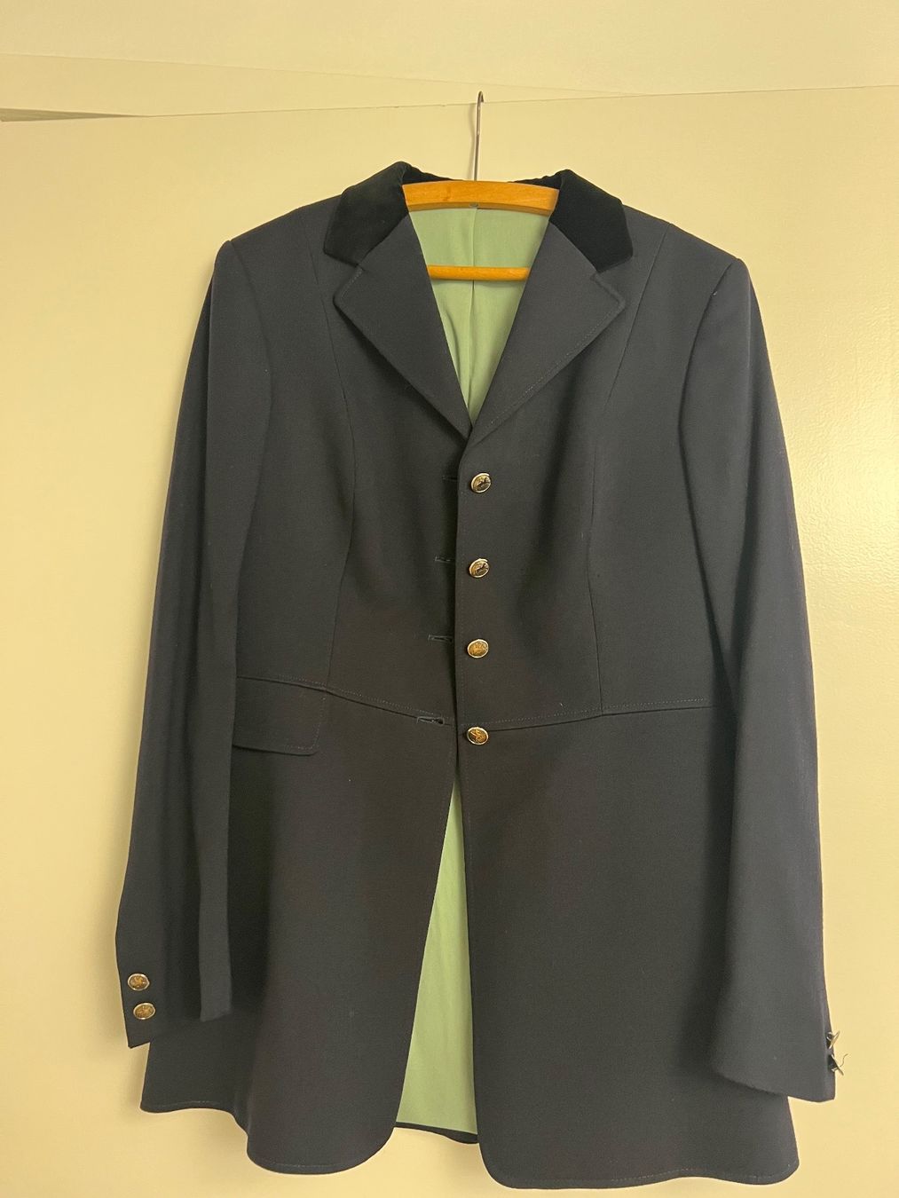 Completi: Dressurjacke Pikeur – Usato da Zürich venduto da Willy-Gruppe