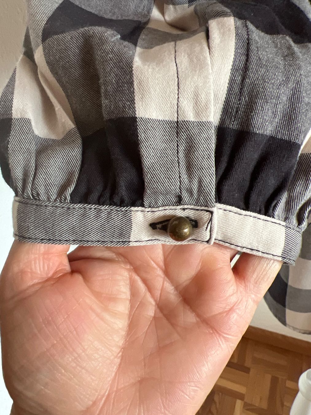 Quiksilver Camicette: QuickSilver-Karohemd mit Schleife – Grösse M – Usato da Chur venduto da van_hnc6 4
