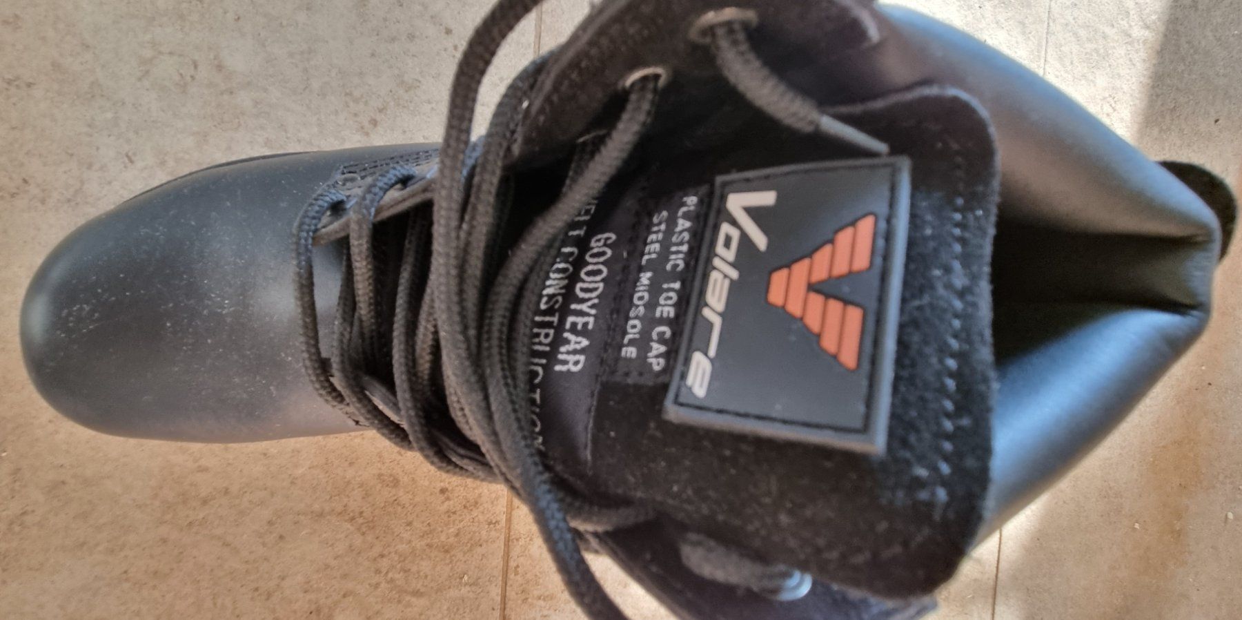 Chaussures hommes: Arbeitsschuhe Volare gr.39 – Neuf (Voir description) à Grossdietwil par GNOM313 2