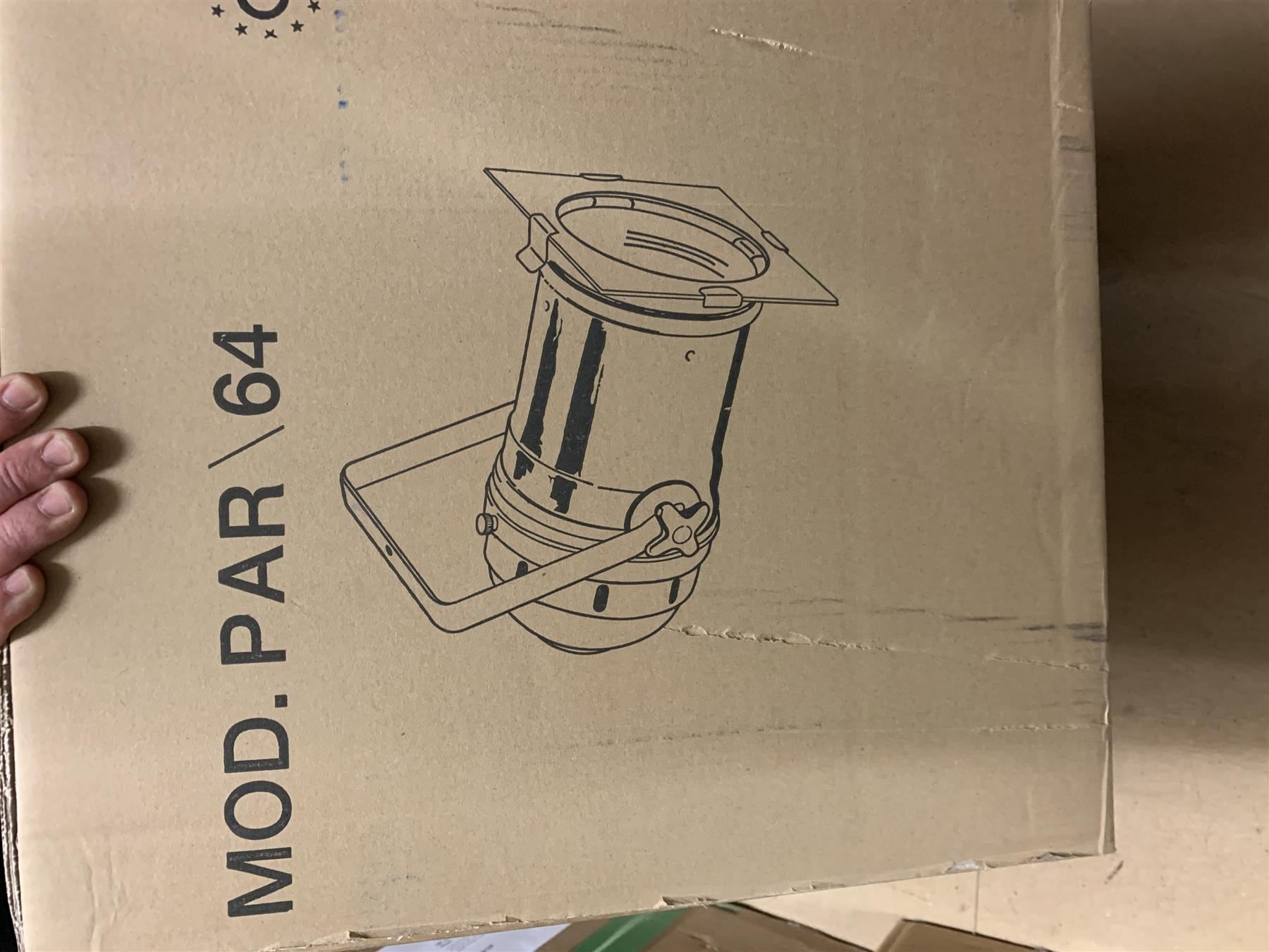 Scheinwerfer: Scheinwerfer PAR 64 - 4 Stück - – Neu (gemäss Beschreibung) aus St. Gallen von moving_st.gallen 2