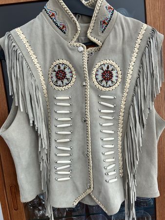 Gilet en daim Feather perles franges gris taille M