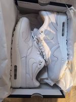 Nike Air Max 1 x Supreme White