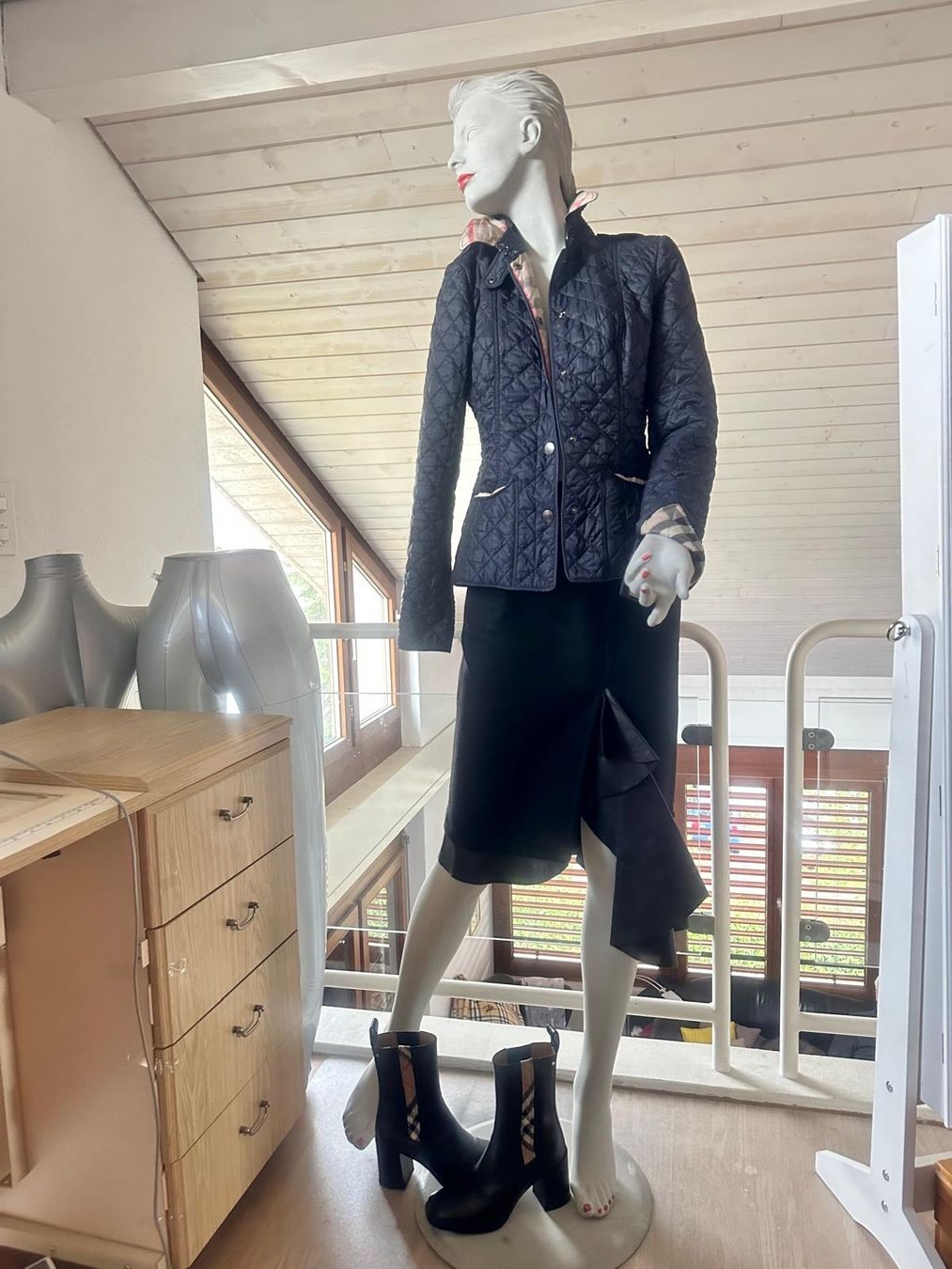 Burberry Giacche: Steppjacke von BURBERRY – Usato da Neuhausen venduto da Lechasseur 1