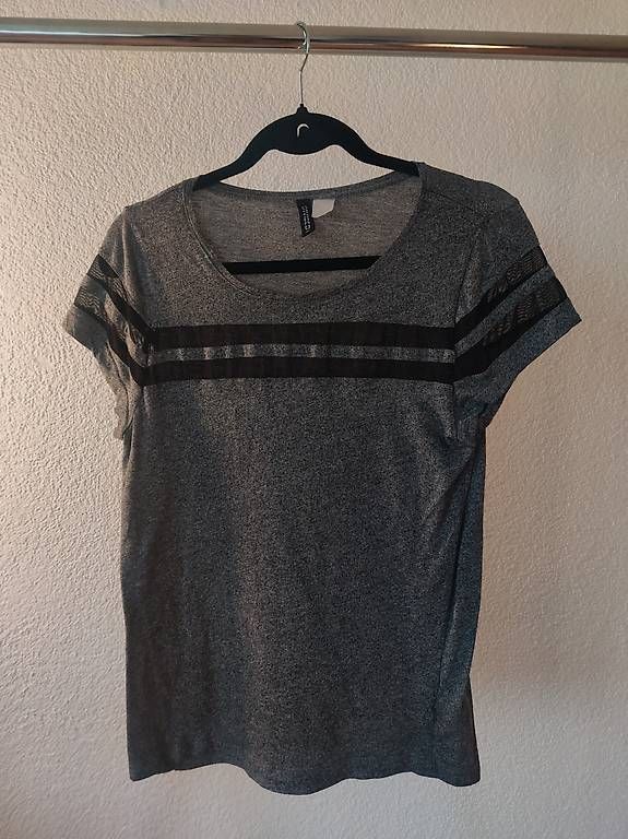 T-Shirts: T-shirt gris taille M H&M – Gebraucht aus Fribourg von cou_v62j