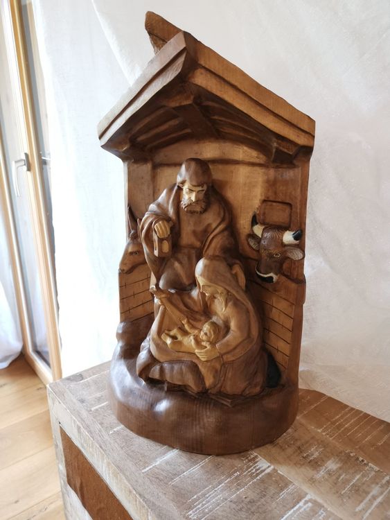Weihnachtskrippe geschnitzt aus Massivholzklotz Kaufen auf Ricardo