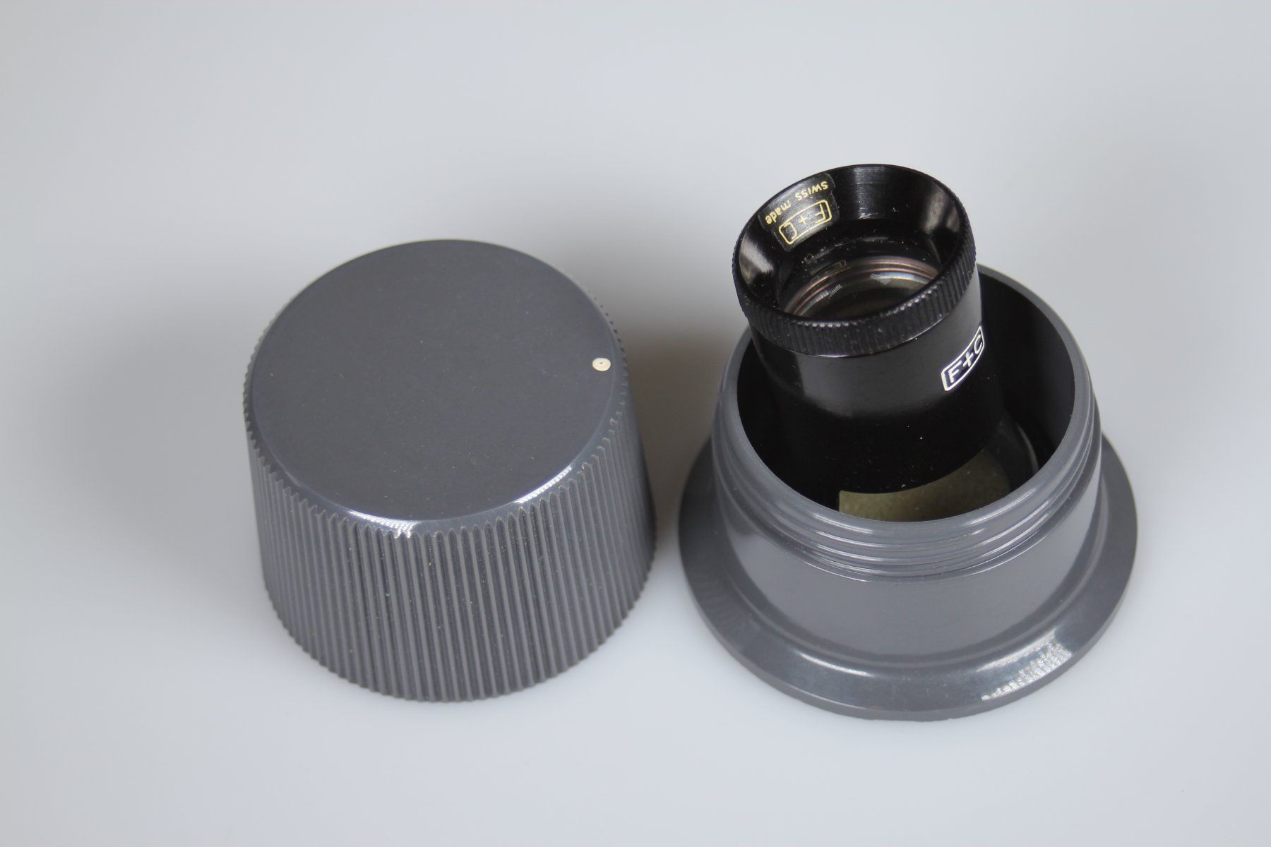 Sonstiges zu Optik: F+C Fadenzähler Lupe 8x Swiss Made – Gebraucht aus Basel von IRMAundFRED 2