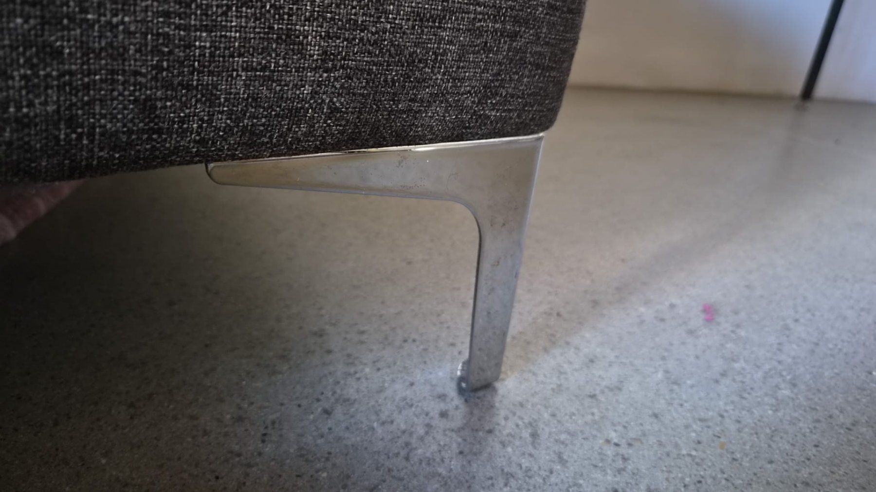 Divani: Sofa grau / anthrazit, Stoffbezug – Usato da Nennigkofen venduto da simonbern 3