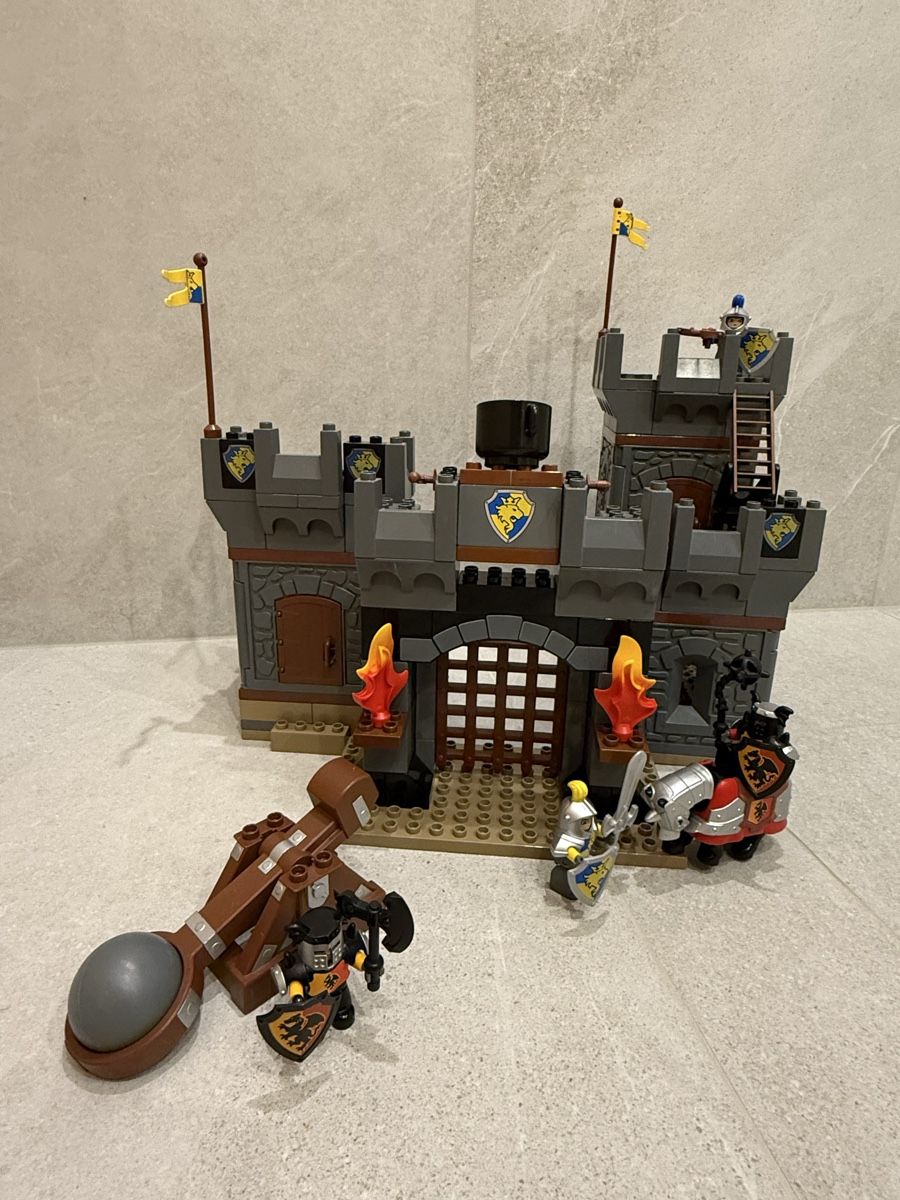 Lego Giocattoli: DUPLO LEGO Ritterburg Set 4777 – Usato da Waldstatt venduto da Mrx0 1