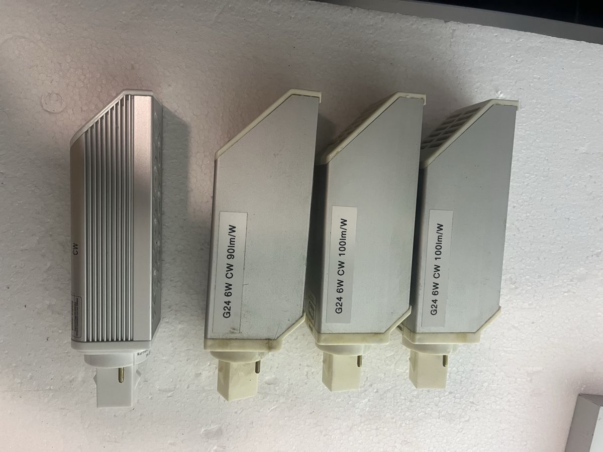 Lampade: Lot de 4 ampoules LED G24 – Nuovo (secondo la descrizione) da Ins venduto da yann1973 2
