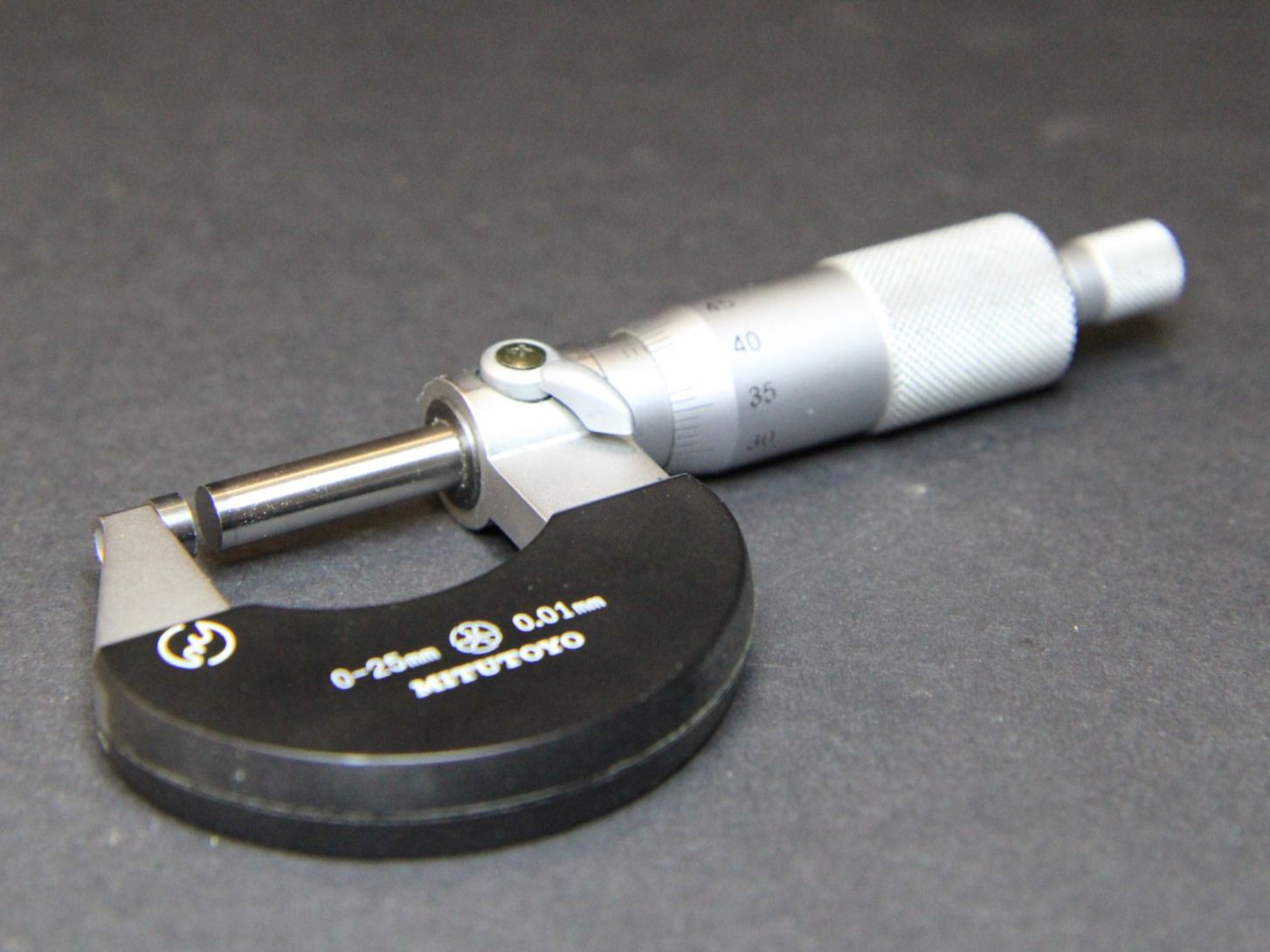 Mitutoyo Misurare: Mitutoyo Mikrometer 0-25mm in Box – Usato da Hölstein venduto da Kraftpaket 7