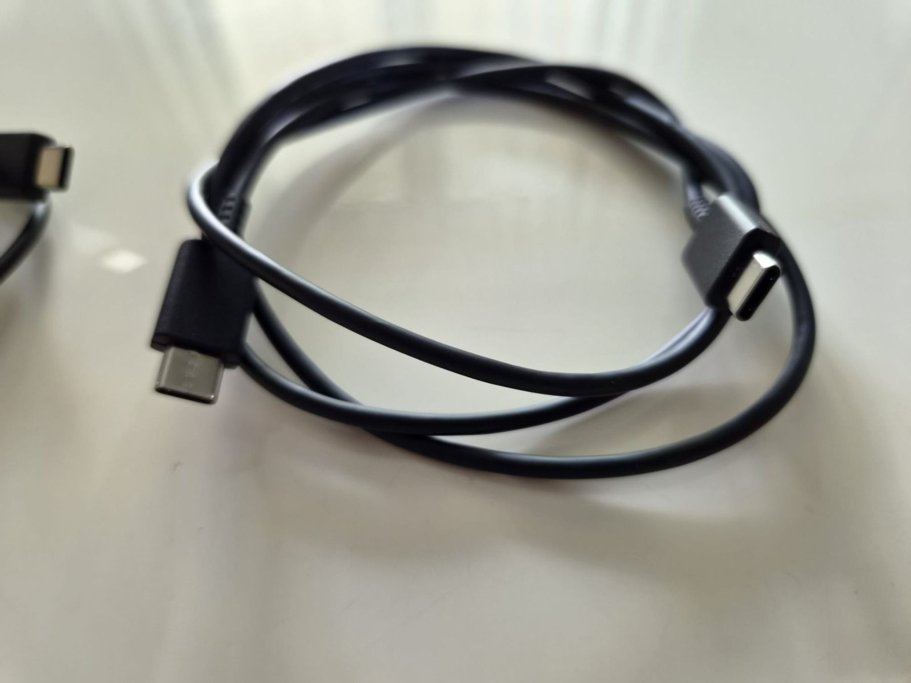 Samsung Cavi: 2x USB-C zu USB-C Kabel Schwarz neu – Nuovo (secondo la descrizione) da Amriswil venduto da Alfaromeo007 2