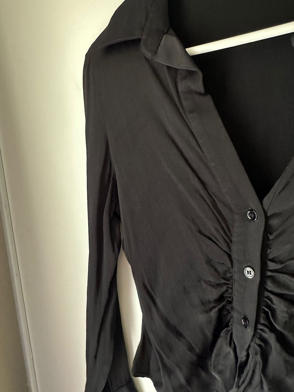 Zara Camicette: Zara Bluse🖤 – Nuovo (secondo la descrizione) da Zürich venduto da kri_hy6t 1