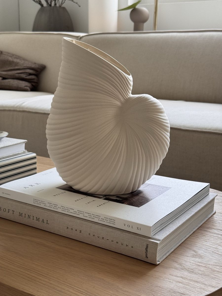 Ferm living Tutte le decorazioni: Ferm Living Shell Muschel Vase – Nuovo e nell'imballaggio originale da Waltenschwil venduto da cig_vrq5 3