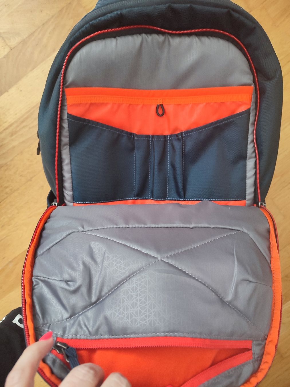 Rucksäcke: SUPER Schuel - Arbeits-Rucksack Thule fast wie neu – Gebraucht aus Ittigen von ABalli 1