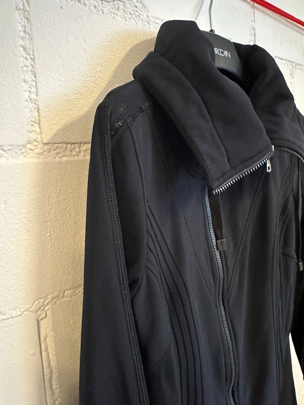 Marc Cain Giacche: Jacke lang von Marc Cain (38) – Usato da Urdorf venduto da Erika666 3