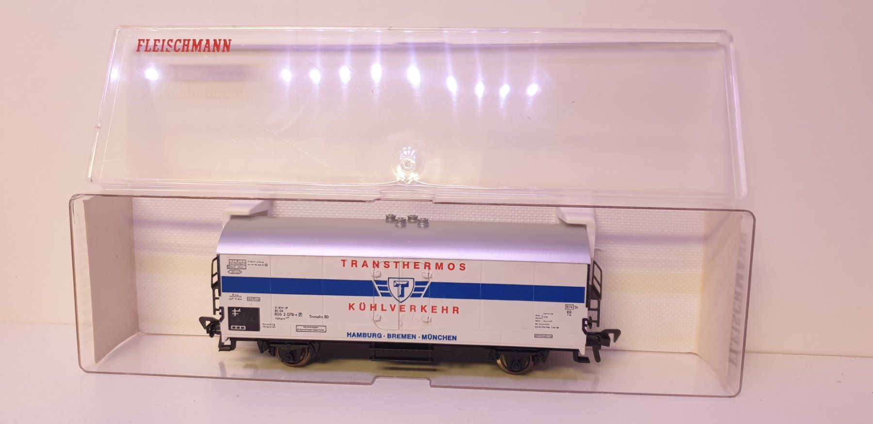 Fleischmann Modelleisenbahnen: Fleischmann  Kühlwagen  5340 – Neu (gemäss Beschreibung) aus Neuenhof von ludovicco