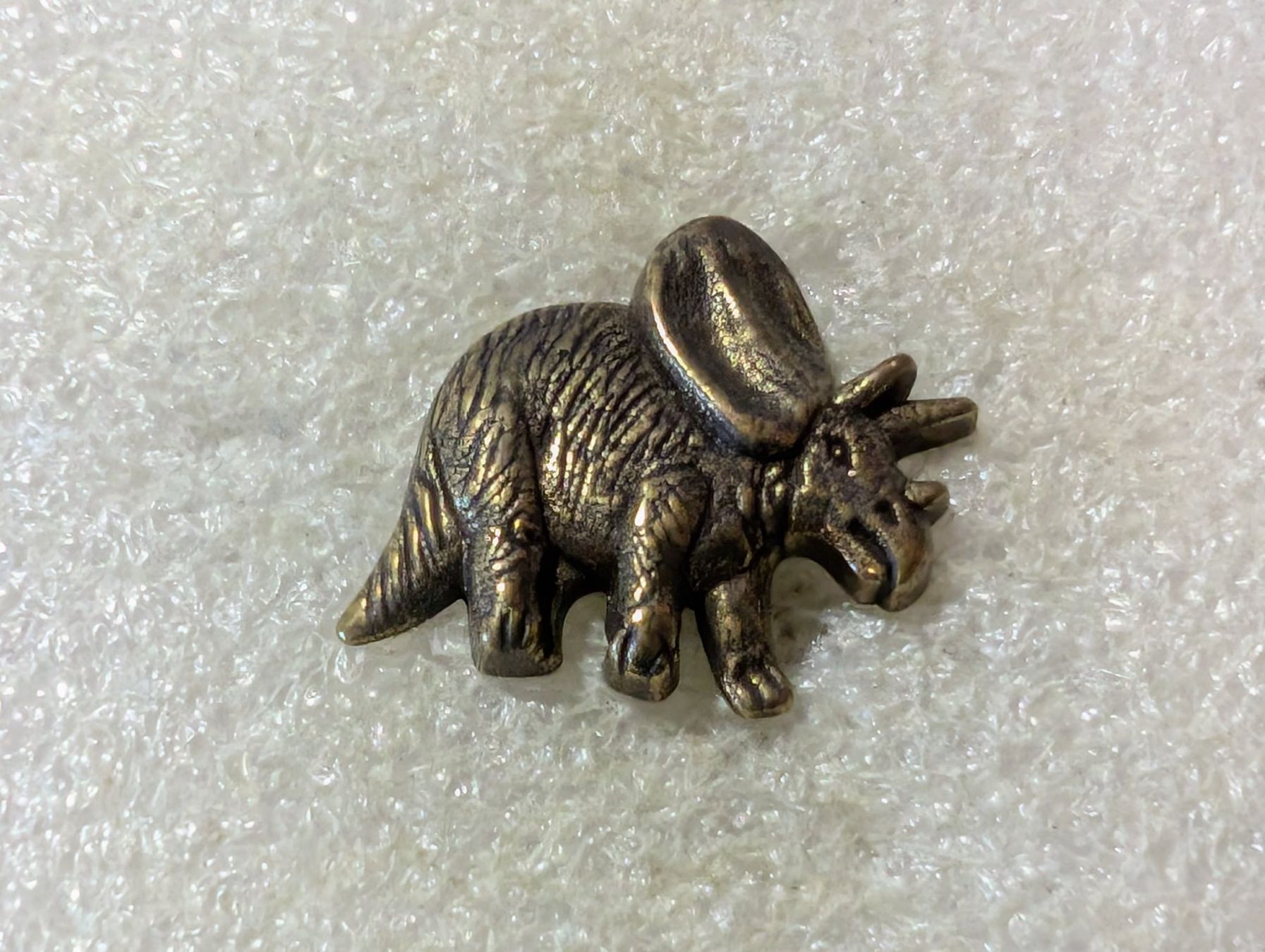 Placchette & Badge: Ansteckpin 40: Dinosaurier – Usato da Oppligen venduto da Pin-Fall-Shop