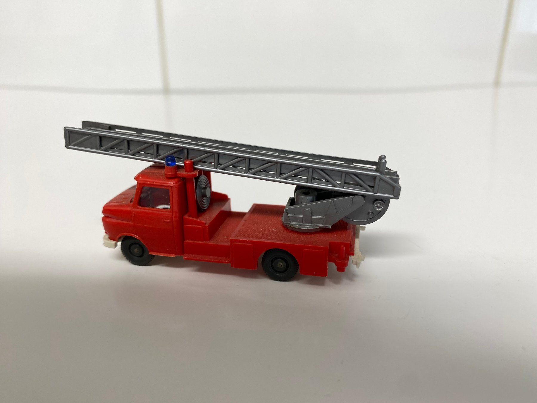Wiking Modellautos: Wiking Opel Feuerwehr 77 – Gebraucht aus Stäfa von elcondor245 3